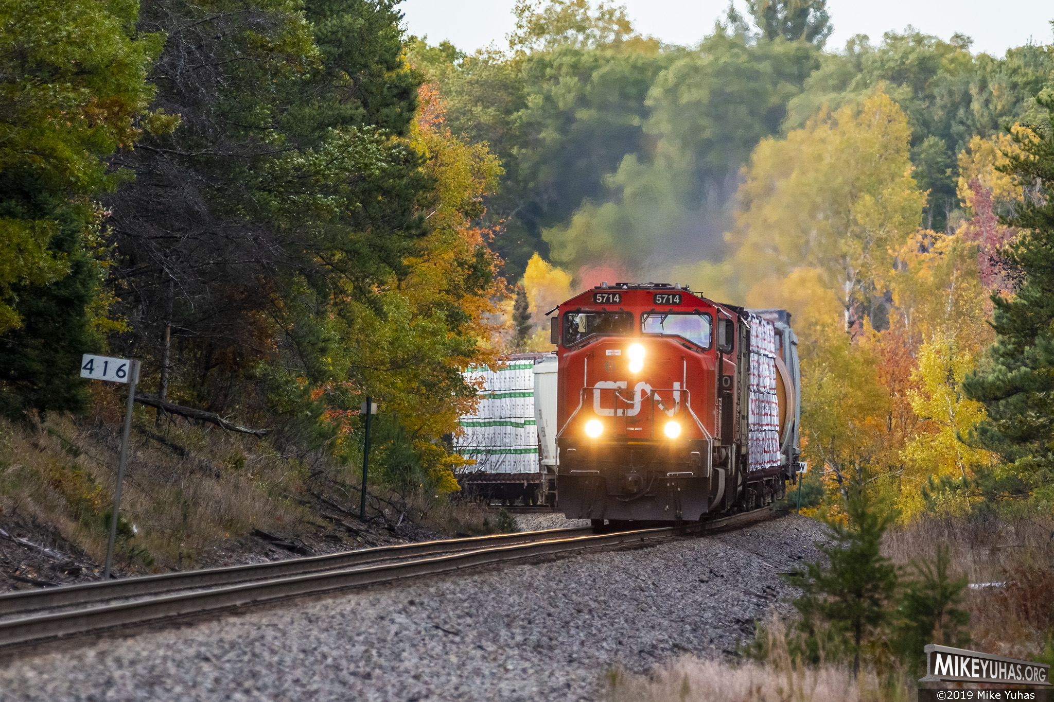 Railroad Photos by Mike Yuhas: Wascott, Wisconsin, 10/8/2019